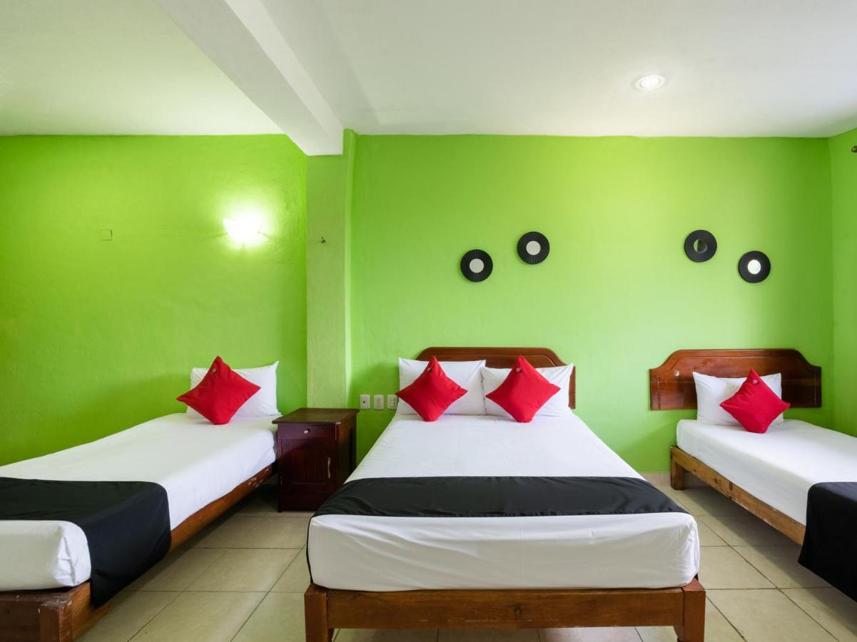 Capital O Hotel El Faisan Y El Venado Playa del Carmen Buitenkant foto