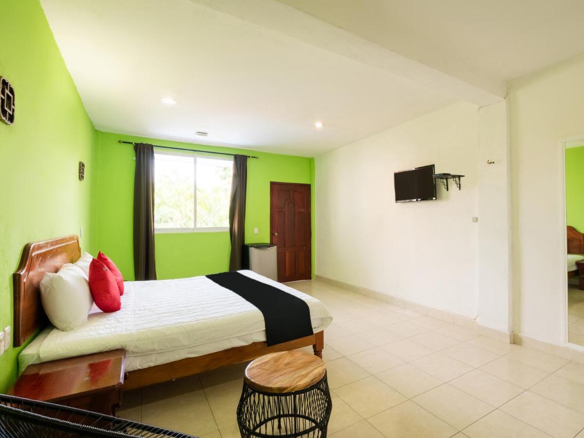 Capital O Hotel El Faisan Y El Venado Playa del Carmen Buitenkant foto